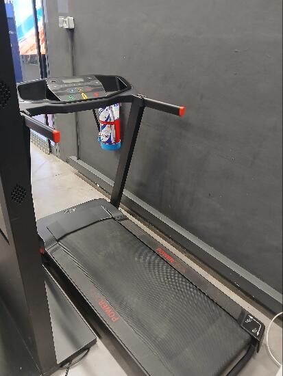 Cinta de correr plegable eléctrica Domyos RUN 100