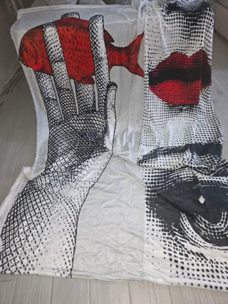 Coperta in Peluche stile Fornasetti