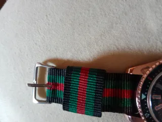 Reloj ZTME Hombre Negro y Dorado