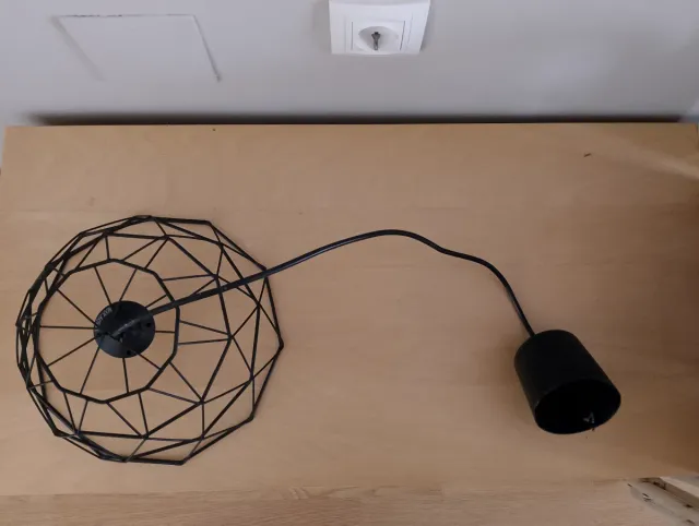 Lámpara colgante geométrica negra