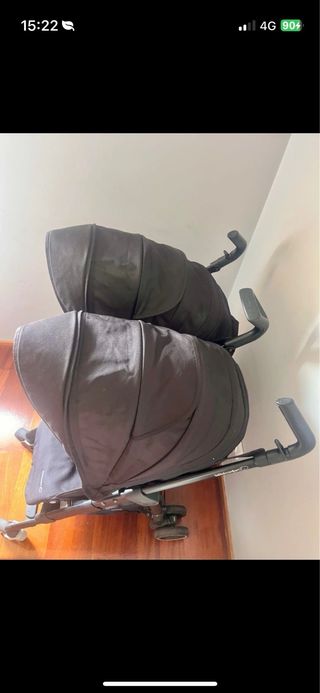 Carrinho de Gémeos + 2 Maxi-Cosi
