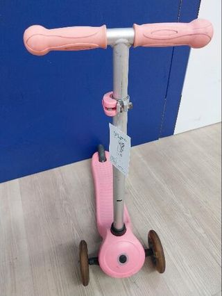 Patinete Niños Globber Rosa Luces de Colores