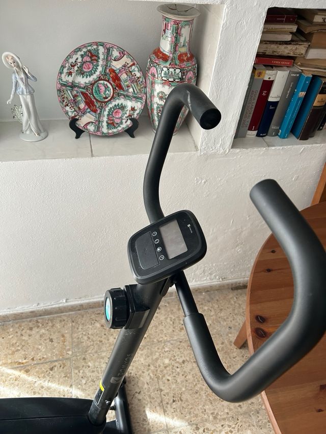 Bicicleta Estática Essential