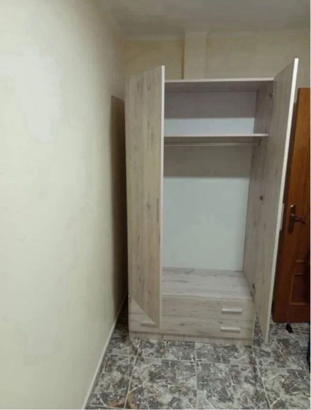 Armario 2 puertas y 3 , 4