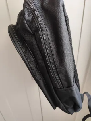 Mochila Mercedes-Benz Negra Poliéster