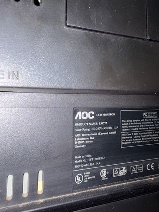 Monitor AOC TFT 17 Giratorio