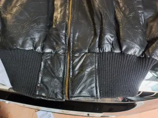 Chaqueta Bomber cuero Alpha Industries Talla L