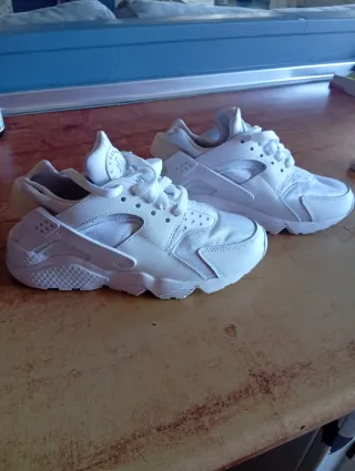 Nike Air Huarache Blancas