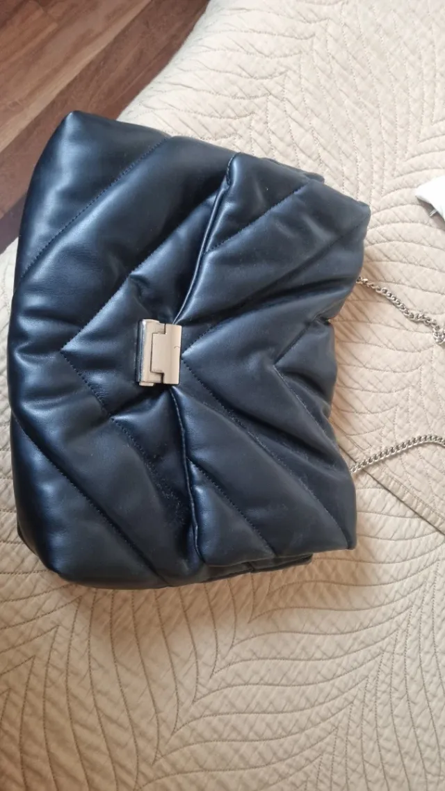 Bolso piel negro Zara