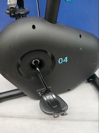 Bicicleta Estática Domyos BIKE 120 4kg rueda de inercia.