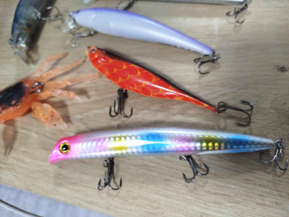 Lote señuelos pesca mar y río