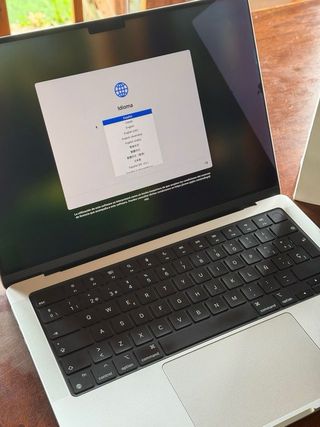 MacBook Pro 2023 Plata