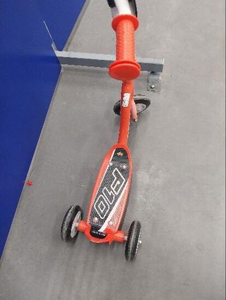 patinete Acer Fiat rojo junior 2020