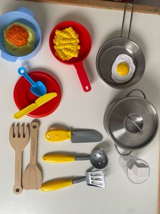 Cocinita de madera para niños
