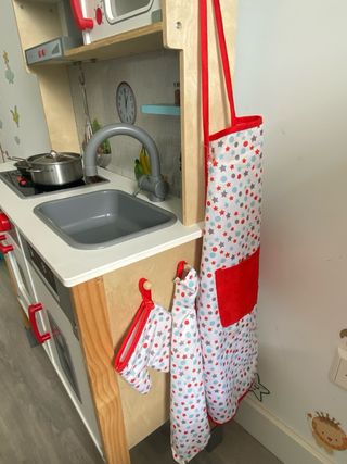 Cocinita de madera para niños