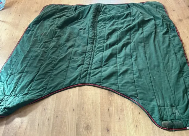 Manta de cuadra para caballo