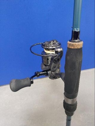 Conjunto Caña + Carrete Pesca Señuelos WXM 500 Spinning