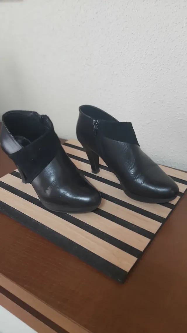 Botines Patricia Miller Piel Talla 37