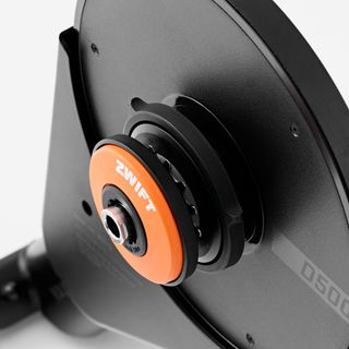 Rodillo Entrenamiento D500 Conectado + Zwift Cog & Click