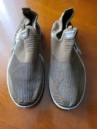 Zapatillas deportivas hombre café talla 42