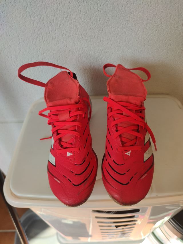 Botas de fútbol Adidas Predator Rojas