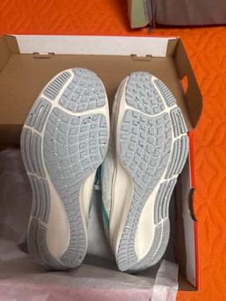 Nike Air Zoom Pegasus 38 Talla 38