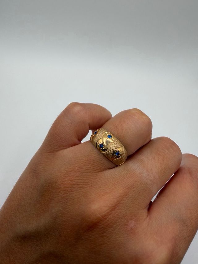 Anillo Oro Amarillo 18k Estrellas zafiros