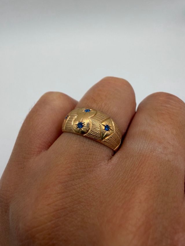 Anillo Oro Amarillo 18k Estrellas zafiros