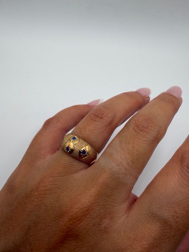 Anillo Oro Amarillo 18k Estrellas zafiros