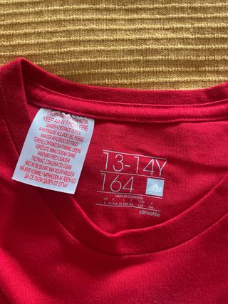 Camiseta Adidas Roja Talla 13-14 Años