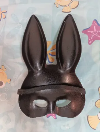 Mascara Conejo Negra