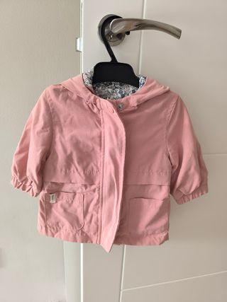 Abrigo rosa bebé Kiabi Talla 3 meses