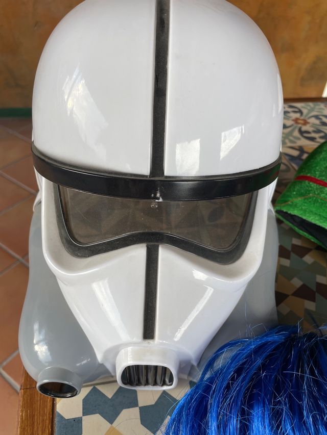 Gorros ( arlequín, peluca azul, caballero...)