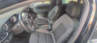 Opel Astra 2021