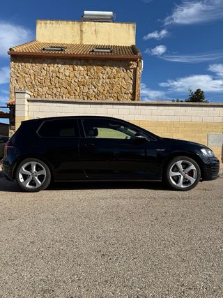 Volkswagen Golf 2015