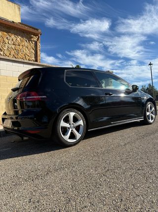 Volkswagen Golf 2015