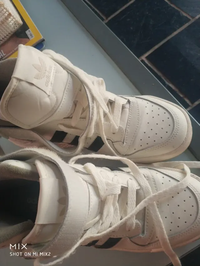 Zapatillas Adidas altas Forum Mid Talla 38.5