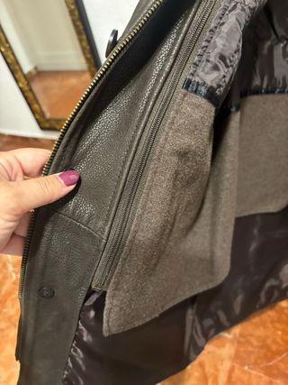 Chaquetón de cuero marrón para hombre
