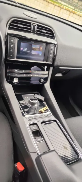 Jaguar F-Pace 2018