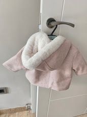 Abrigo rosa bebé Kiabi Talla 3 meses