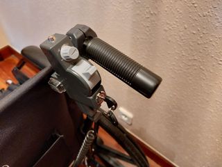 Silla de ruedas con motor externo TGA