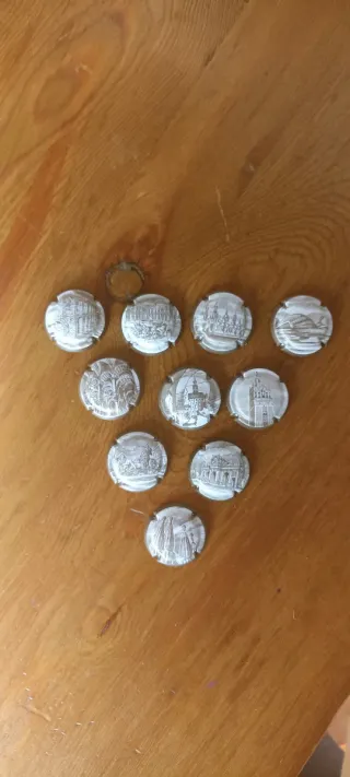 Colección chapas cava monumentos España
