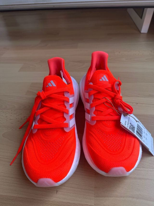 Adidas Ultraboost Light Talla 38 2/3 Naranja