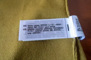 Top punto Zara detalle metálico