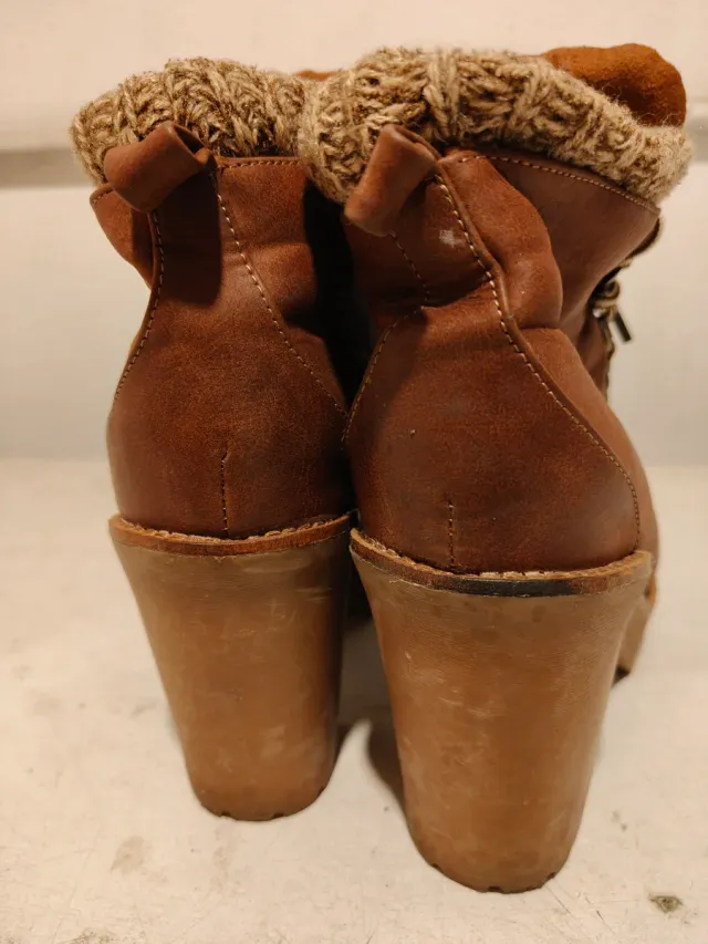 Botas Bershka Marrones Talla 41