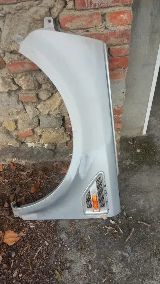 Aleta Izquierda Freelander