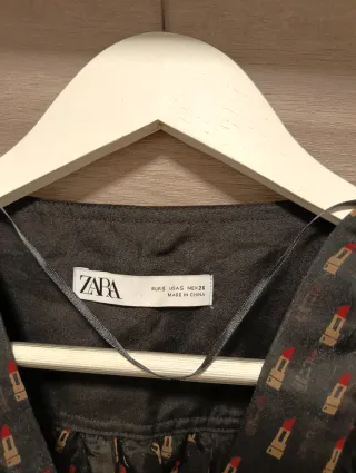 Body Zara estampado pintalabios