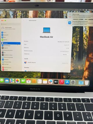 MacBook Air M1 Gris 8GB RAM 256GB SSD AÑO 2020