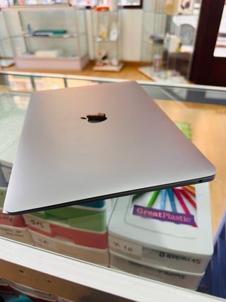 MacBook Air M1 Gris 8GB RAM 256GB SSD AÑO 2020
