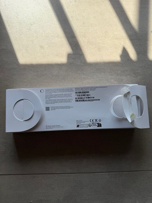 Apple Watch Series 10 GPS + Celular 42mm Negro